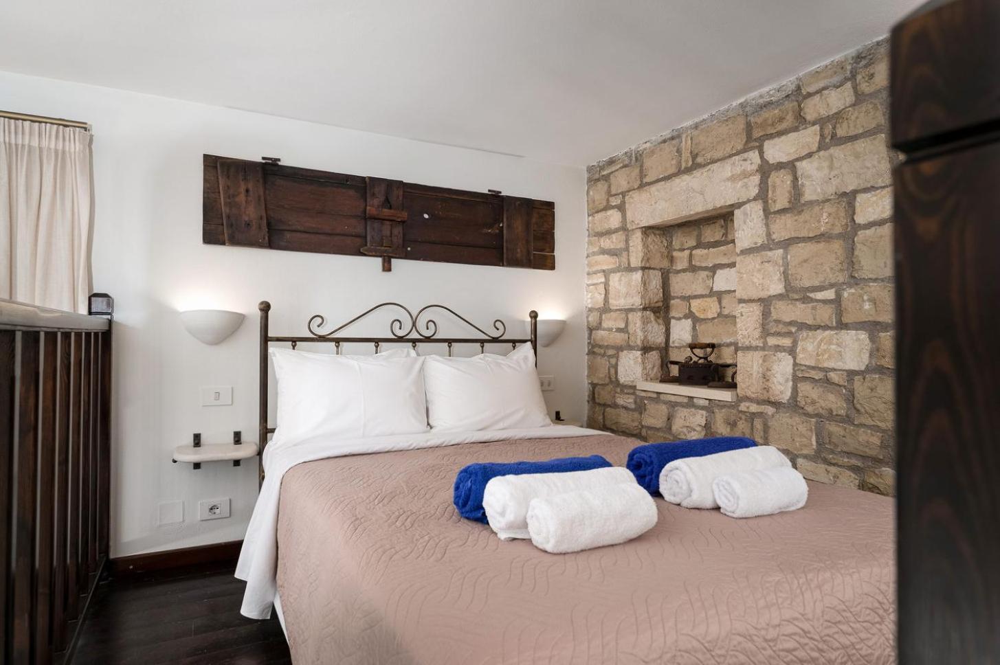 Orelia Cretan Deluxe Apartments 卡米拉日 外观 照片