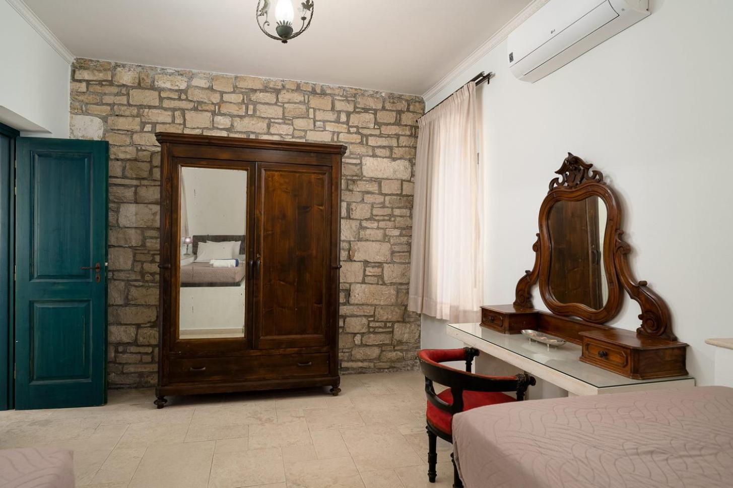 Orelia Cretan Deluxe Apartments 卡米拉日 外观 照片